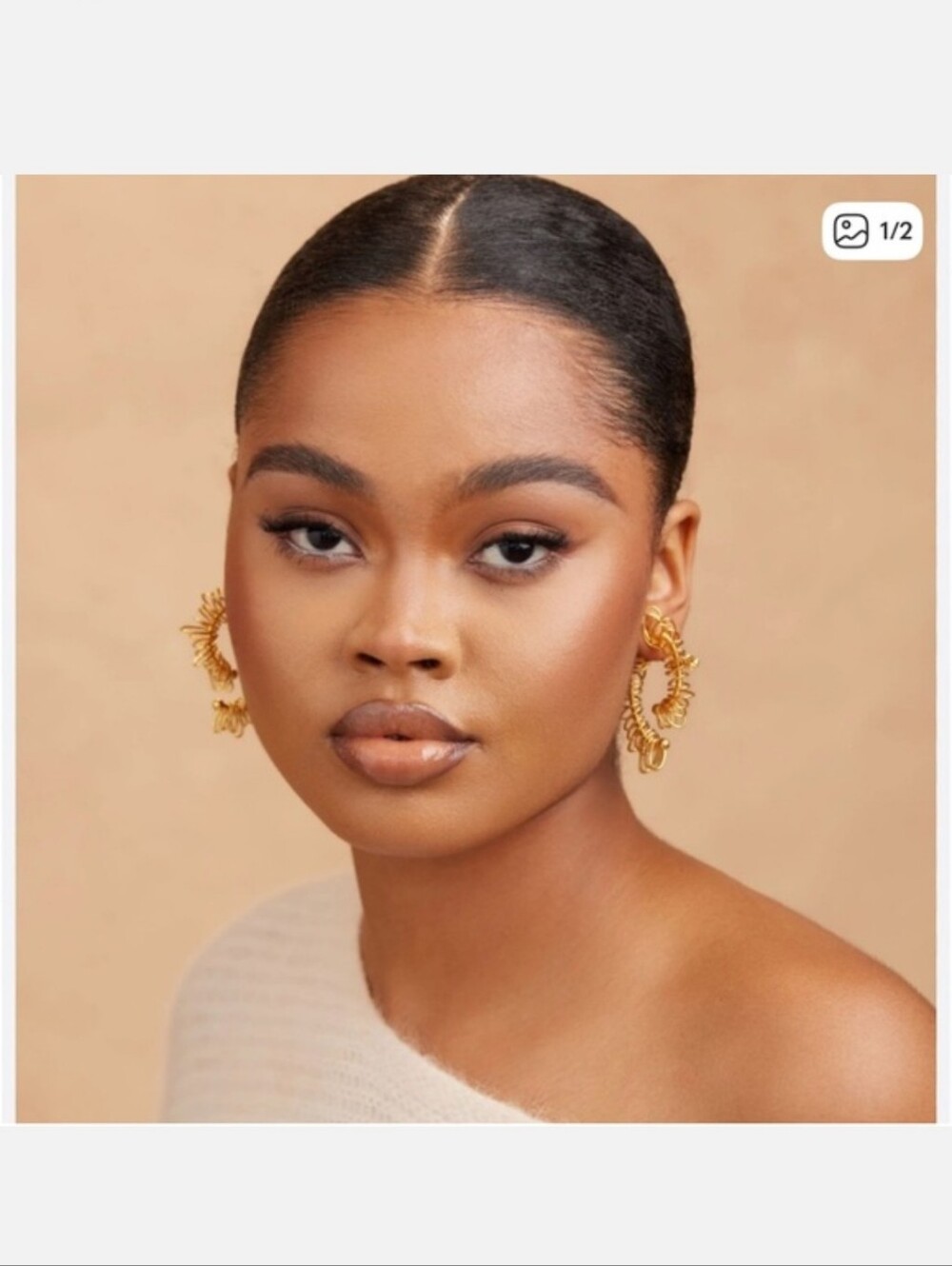 MUDI Khoi Gold Statement Hoop Earrings SMALL, Tip Is SLIGHTLY BENT